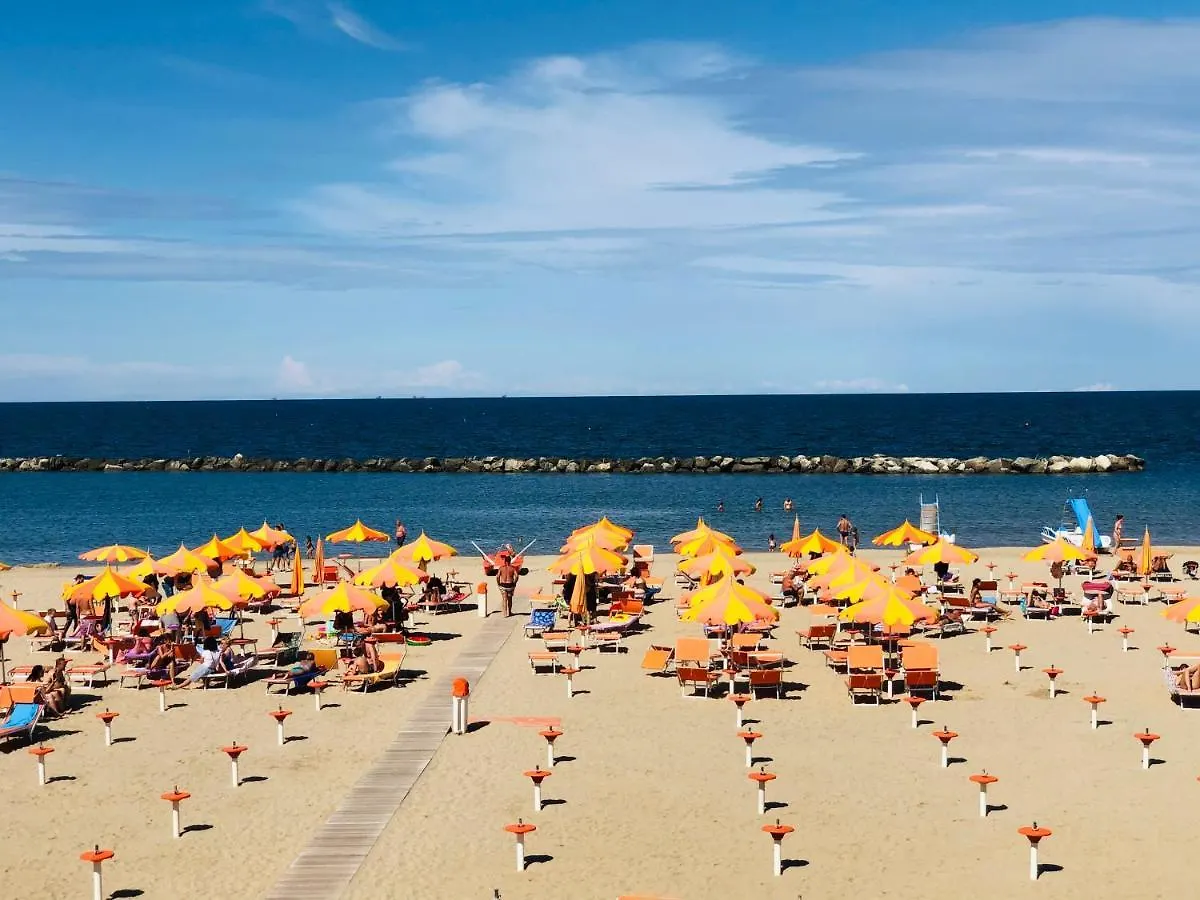 Hotel La Conchiglia Bellaria-Igea Marina 3*,