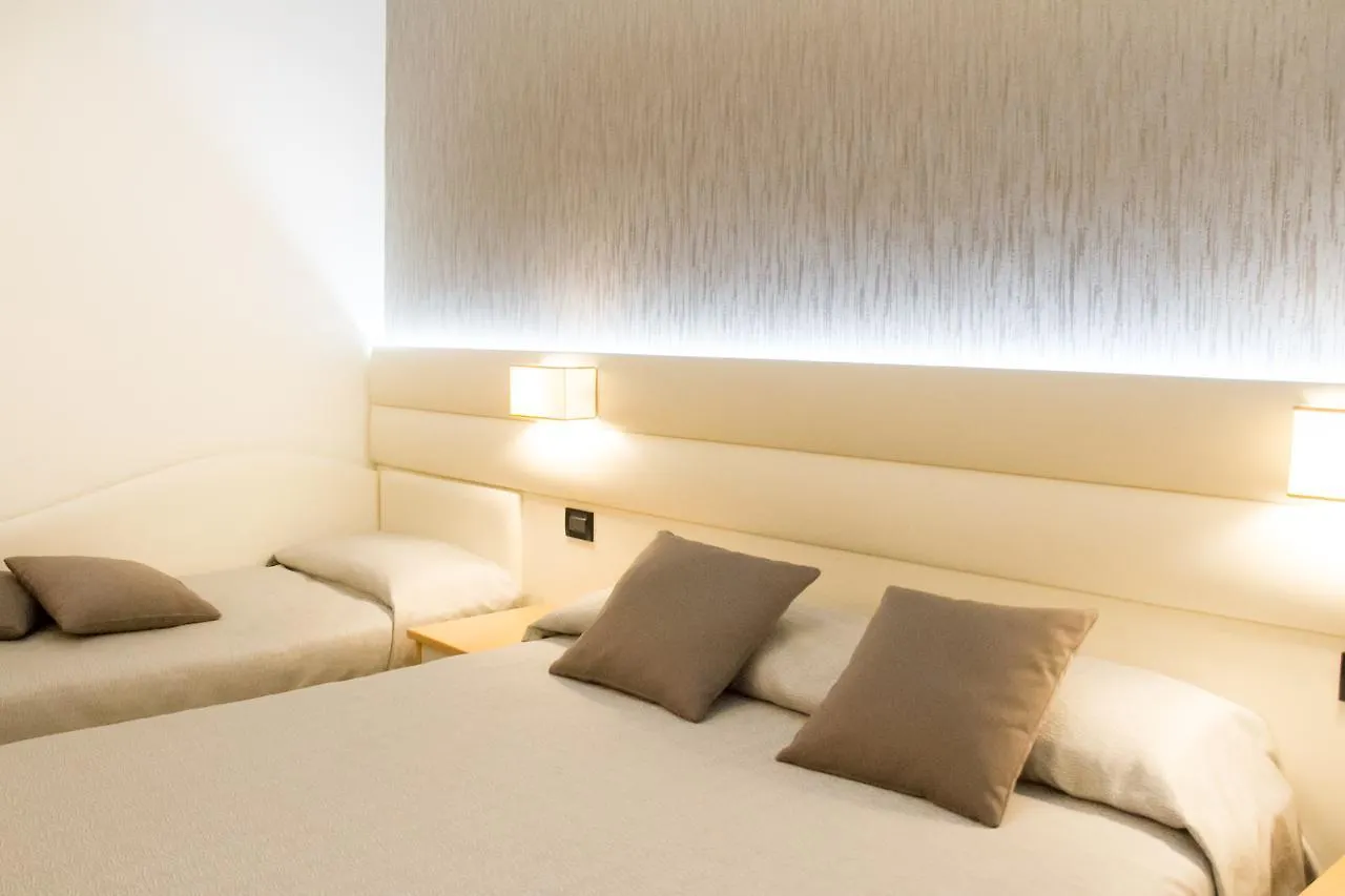 Hotel La Conchiglia 벨레지아아지마리나