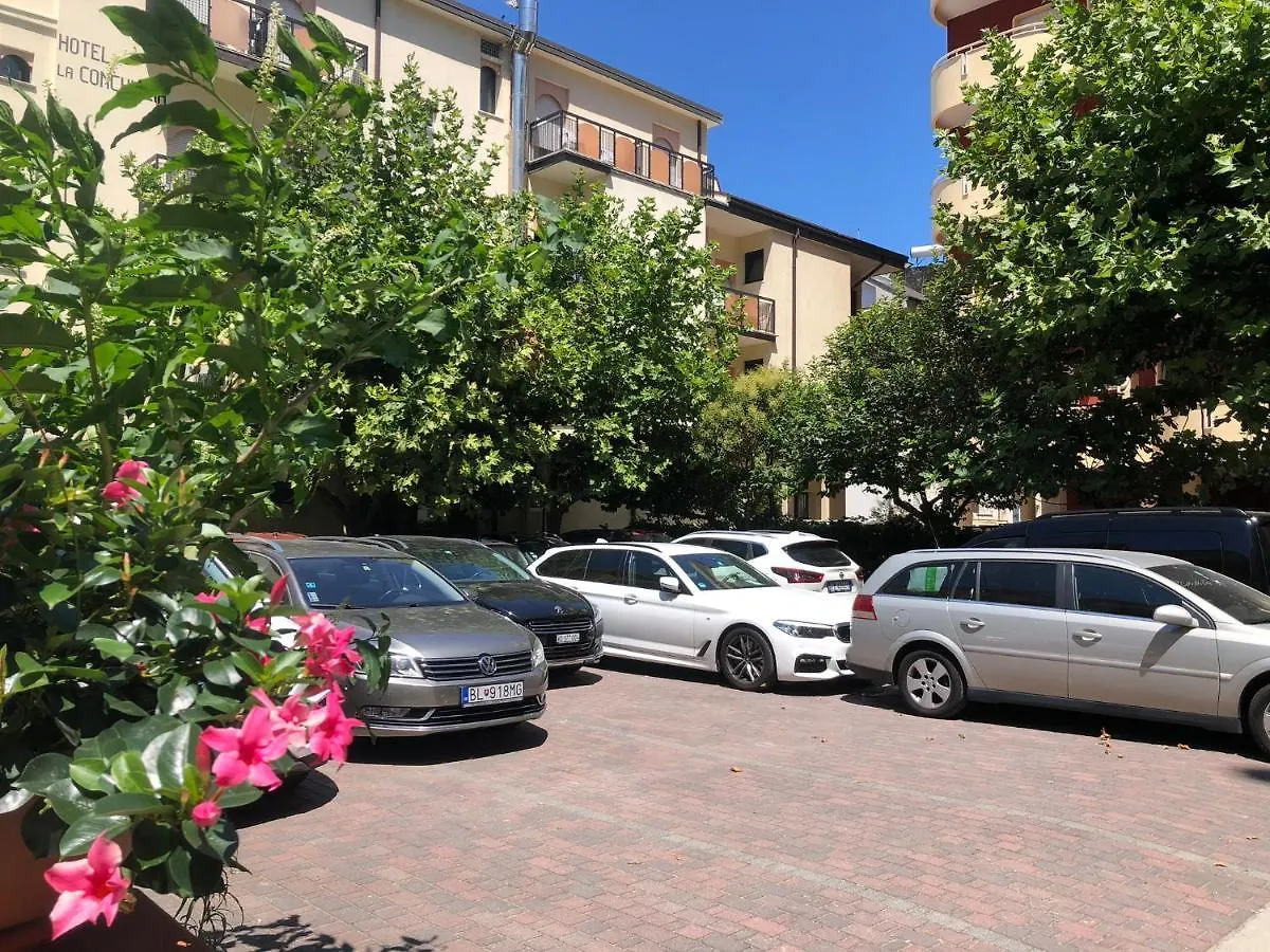 Hotel La Conchiglia Bellaria-Igea Marina 3*,  Italy